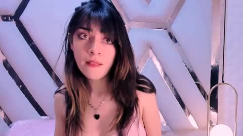 Snapshot of catarinamayer1 chatting on 10/11/25, 10:19 catarinamayer1 online show from 10/11/25, 10:19