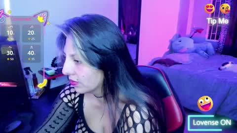 Snapshot of catboobs_ chatting on 10/10/25, 04:55 Mia online show from 10/10/25, 04:55