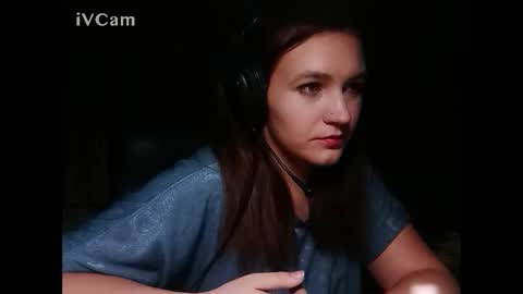 Snapshot of catchymary chatting on 03/10/25, 01:34 catchymary online show from 03/10/25, 01:34