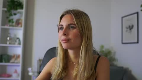 catecrago  online show from 02/12/25, 01:59