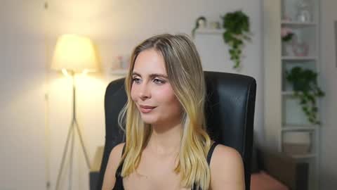 catecrago  online show from 11/27/25, 07:05