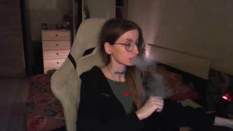 Snapshot of cath_dysphoria_ chatting on 10/24/25, 08:05 CATH online show from 10/24/25, 08:05