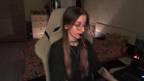 Snapshot of cath_dysphoria_ chatting on 02/20/26, 07:58 CATH online show from 02/20/26, 07:58