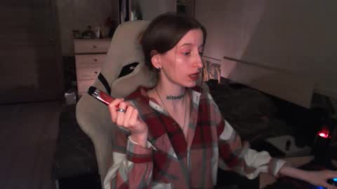 Snapshot of cath_dysphoria_ chatting on 03/16/26, 07:29 CATH online show from 03/16/26, 07:29