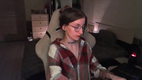 Snapshot of cath_dysphoria_ chatting on 03/20/26, 09:19 CATH online show from 03/20/26, 09:19