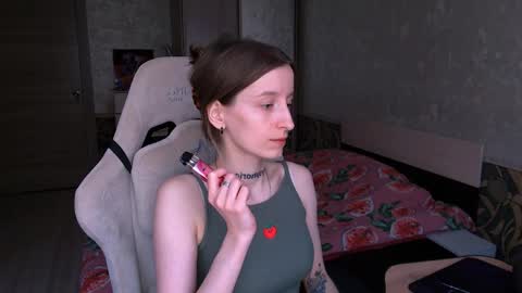 Snapshot of cath_dysphoria_ chatting on 06/02/26, 08:16 CATH online show from 06/02/26, 08:16