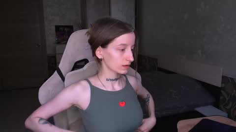 Snapshot of cath_dysphoria_ chatting on 06/06/26, 10:53 CATH online show from 06/06/26, 10:53