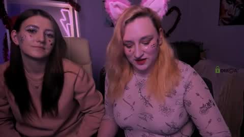 Snapshot of catherine_kitty chatting on 02/14/25, 01:29 Catherine online show from 02/14/25, 01:29