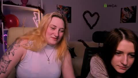 Snapshot of catherine_kitty chatting on 02/15/25, 04:34 Catherine online show from 02/15/25, 04:34