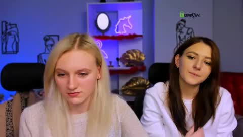 Snapshot of catherine_kitty chatting on 02/27/25, 01:07 Catherine online show from 02/27/25, 01:07