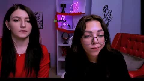 Snapshot of catherine_kitty chatting on 03/12/25, 11:22 Catherine online show from 03/12/25, 11:22