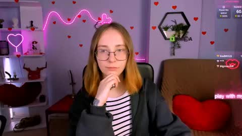 Snapshot of catherine_kitty chatting on 04/11/26, 07:18 Catherine online show from 04/11/26, 07:18