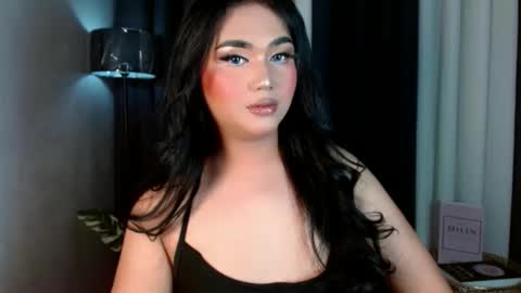 Snapshot of catherine_louise chatting on 11/09/25, 01:26 cath online show from 11/09/25, 01:26