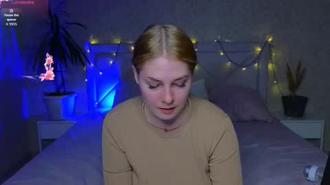 Snapshot of catherine_river chatting on 03/21/26, 04:54 Catherine online show from 03/21/26, 04:54