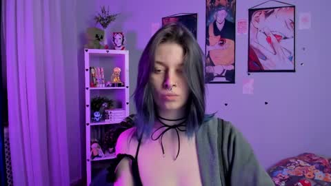 Snapshot of catherine_wine chatting on 04/08/26, 08:31 Catherine online show from 04/08/26, 08:31