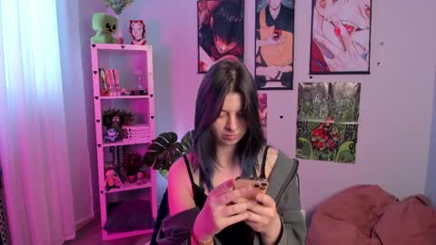 Snapshot of catherine_wine chatting on 04/10/26, 01:38 Catherine online show from 04/10/26, 01:38