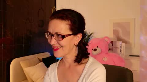 Catherine online show from 03/18/26, 01:58