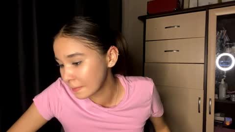 Snapshot of catherinepirs chatting on 04/08/26, 03:34 catherinepirs online show from 04/08/26, 03:34