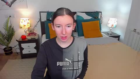 Catrin online show from 12/09/24, 04:23