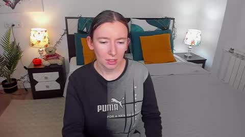 Catrin online show from 12/10/24, 05:07