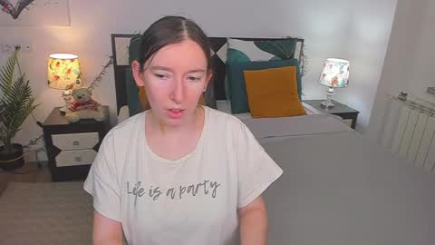 Catrin online show from 12/24/24, 01:59