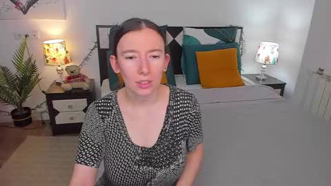 Catrin online show from 12/25/24, 07:14