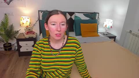 Catrin online show from 02/17/25, 01:58