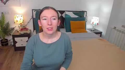 Catrin online show from 02/21/25, 06:51