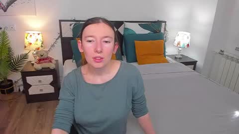 Catrin online show from 02/24/25, 08:38