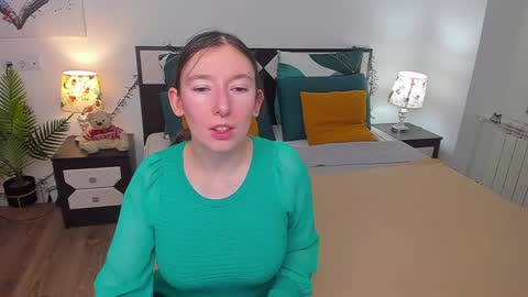 Catrin online show from 03/02/25, 10:03