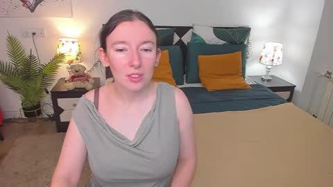 Catrin online show from 12/01/25, 04:28