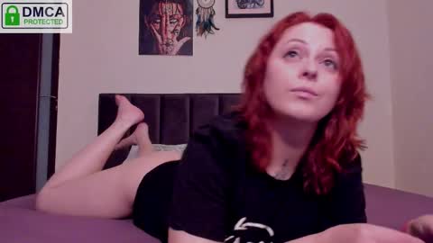 Snapshot of cathy_cass chatting on 11/11/25, 06:46 cathy cass online show from 11/11/25, 06:46