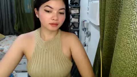 Snapshot of cathy_lyn chatting on 07/15/26, 11:10 cathy_lyn online show from 07/15/26, 11:10