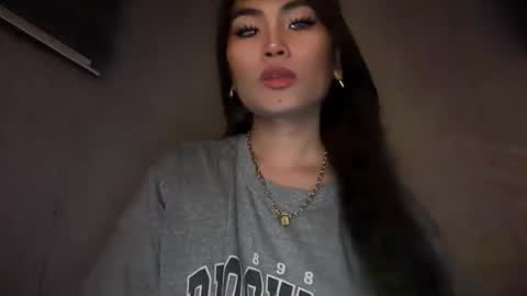 Snapshot of cathy_sanches chatting on 05/17/26, 01:47 cathy online show from 05/17/26, 01:47