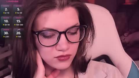 Snapshot of cathybarnes chatting on 03/05/26, 06:42 cathybarnes online show from 03/05/26, 06:42