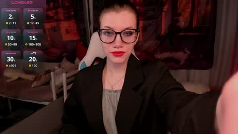 Snapshot of cathybarnes chatting on 04/06/26, 06:03 cathybarnes online show from 04/06/26, 06:03