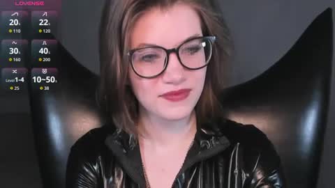 Snapshot of cathybarnes chatting on 06/10/26, 06:56 cathybarnes online show from 06/10/26, 06:56