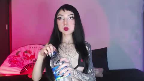 Cati help me reach my goal of 100 thumbs up again 3 online show from 12/22/24, 01:45