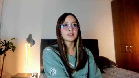 Snapshot of catimore chatting on 02/24/26, 02:37 Catimore online show from 02/24/26, 02:37