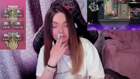 Snapshot of catisyfury chatting on 04/23/26, 12:29 . . online show from 04/23/26, 12:29