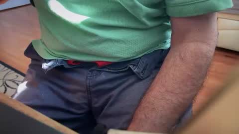 Snapshot of catmandoo21001 chatting on 09/26/25, 03:27 catmandoo21001 online show from 09/26/25, 03:27