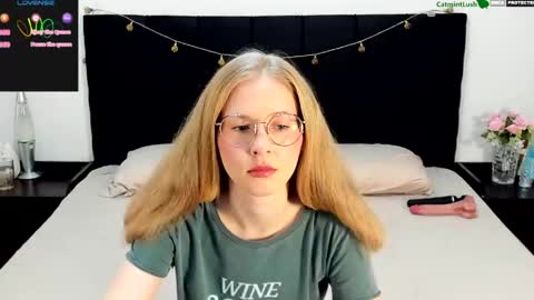 CatmintLush online show from 05/24/26, 11:32
