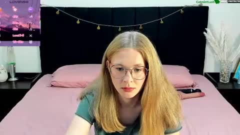 Snapshot of catmintlush chatting on 06/14/26, 11:29 CatmintLush online show from 06/14/26, 11:29