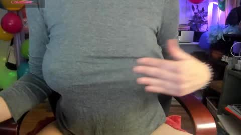 some call me djcatnips some call me CC but i love it when you call me miss catnips  online show from 01/02/25, 10:22