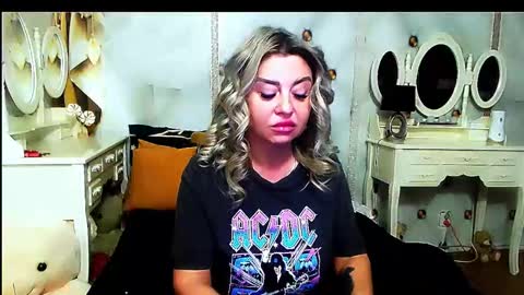 lauren online show from 02/02/26, 06:45