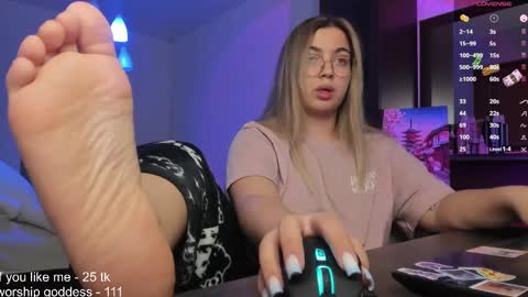 Catrina or just Cat online show from 02/02/25, 08:51