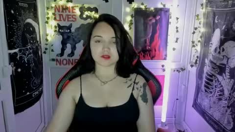 Snapshot of catrine_cute chatting on 06/22/26, 06:43 Catrine online show from 06/22/26, 06:43