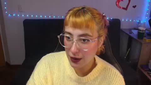 Snapshot of catsito chatting on 06/24/26, 09:03 im MIA -Independent Model MY OF is catsito3 online show from 06/24/26, 09:03