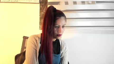 Snapshot of catt_evans1 chatting on 01/18/25, 03:31 CATT EVANS online show from 01/18/25, 03:31