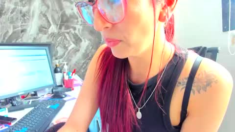 Snapshot of catt_evans1 chatting on 02/09/25, 10:00 CATT EVANS online show from 02/09/25, 10:00